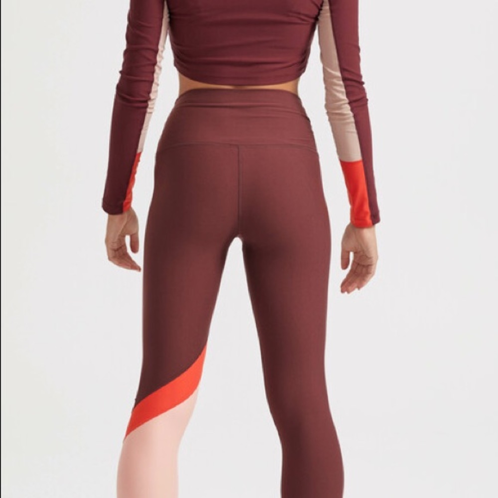 P.E Nation Point Forward Legging in Andorra - Picture 4 of 10